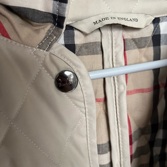 Tan Burberry Quilted Jacket Size M - Picture 3 of 13